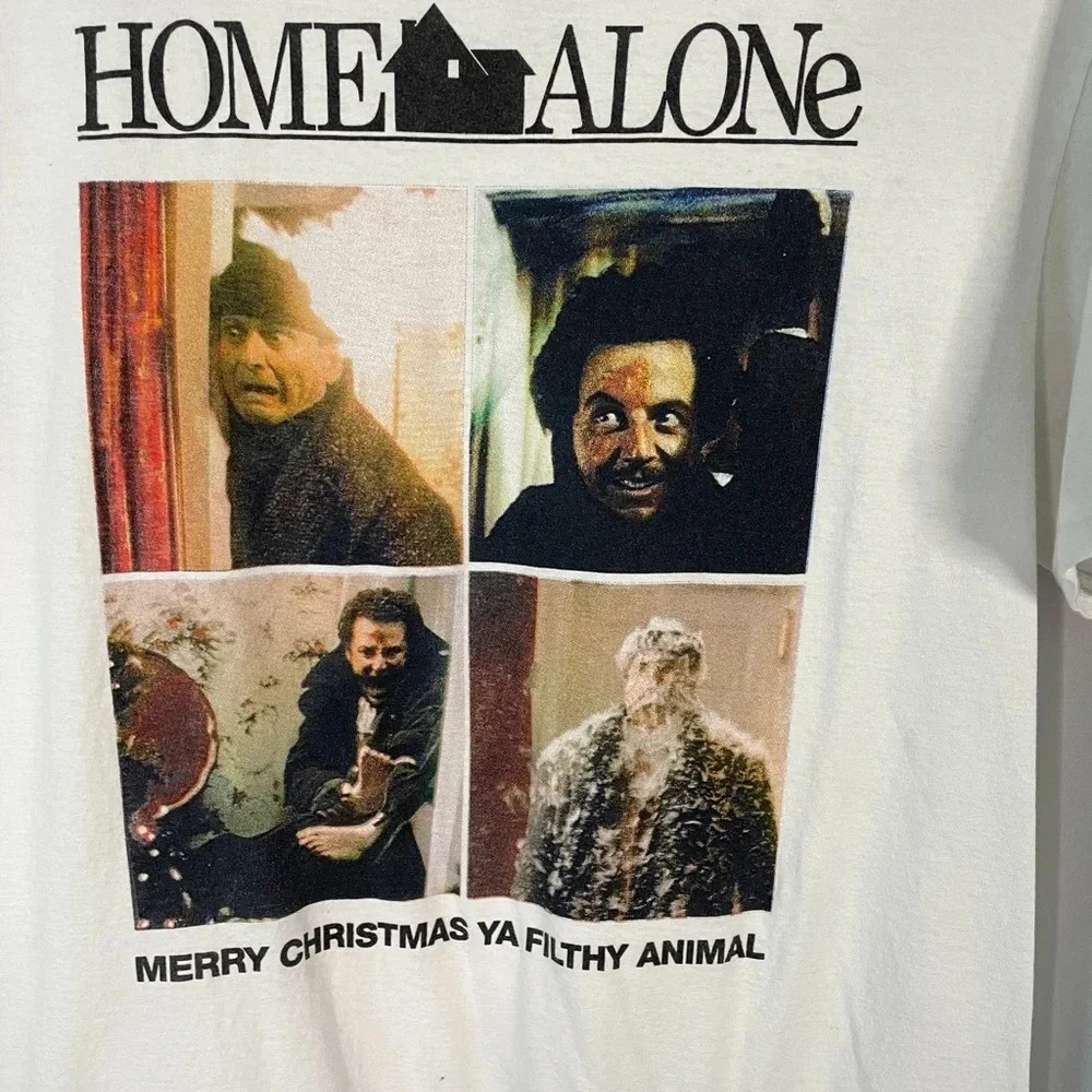 Home Alone White Holiday‎ T-Shirt